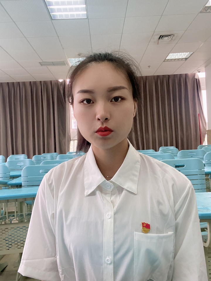 杨瑞.png